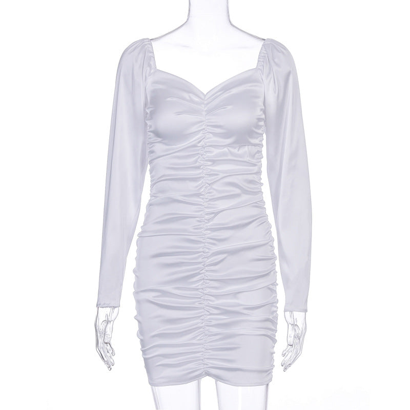 Low-rise pleated dress