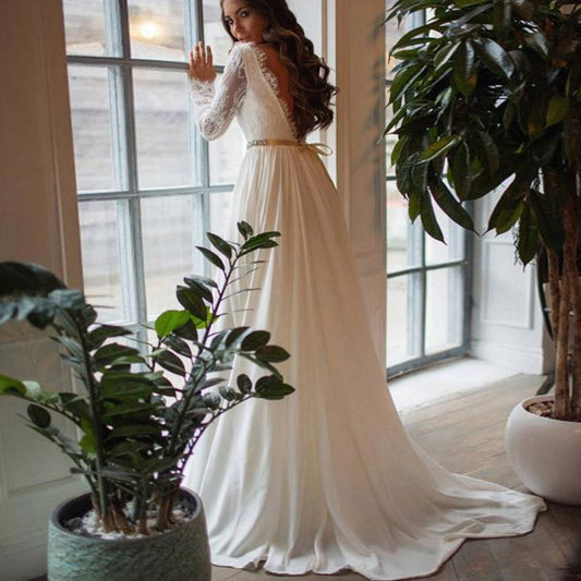 Elegant Lace Long Sleeve Chiffon Wedding Dress – Graceful A-Line Bridal Gown.