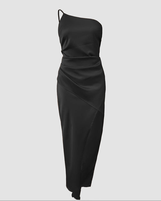 Solid-color One-shoulder Pleated Slit Dress