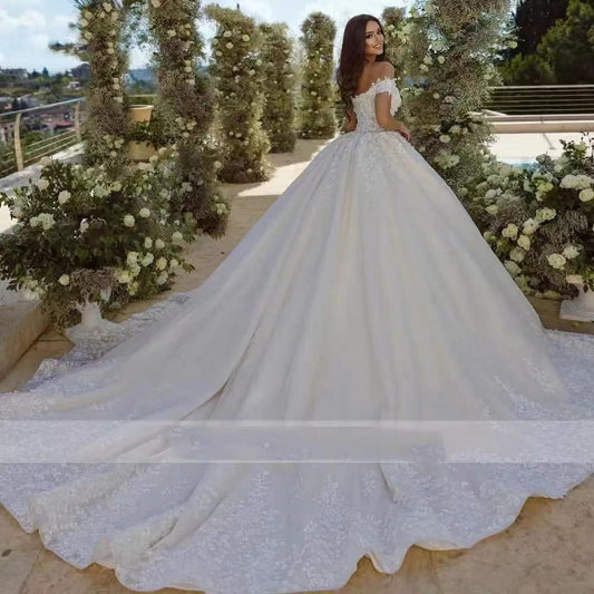 Luxury Off-the-Shoulder Ball Gown Wedding Dress - Royal Lace Bridal Gown with Train.