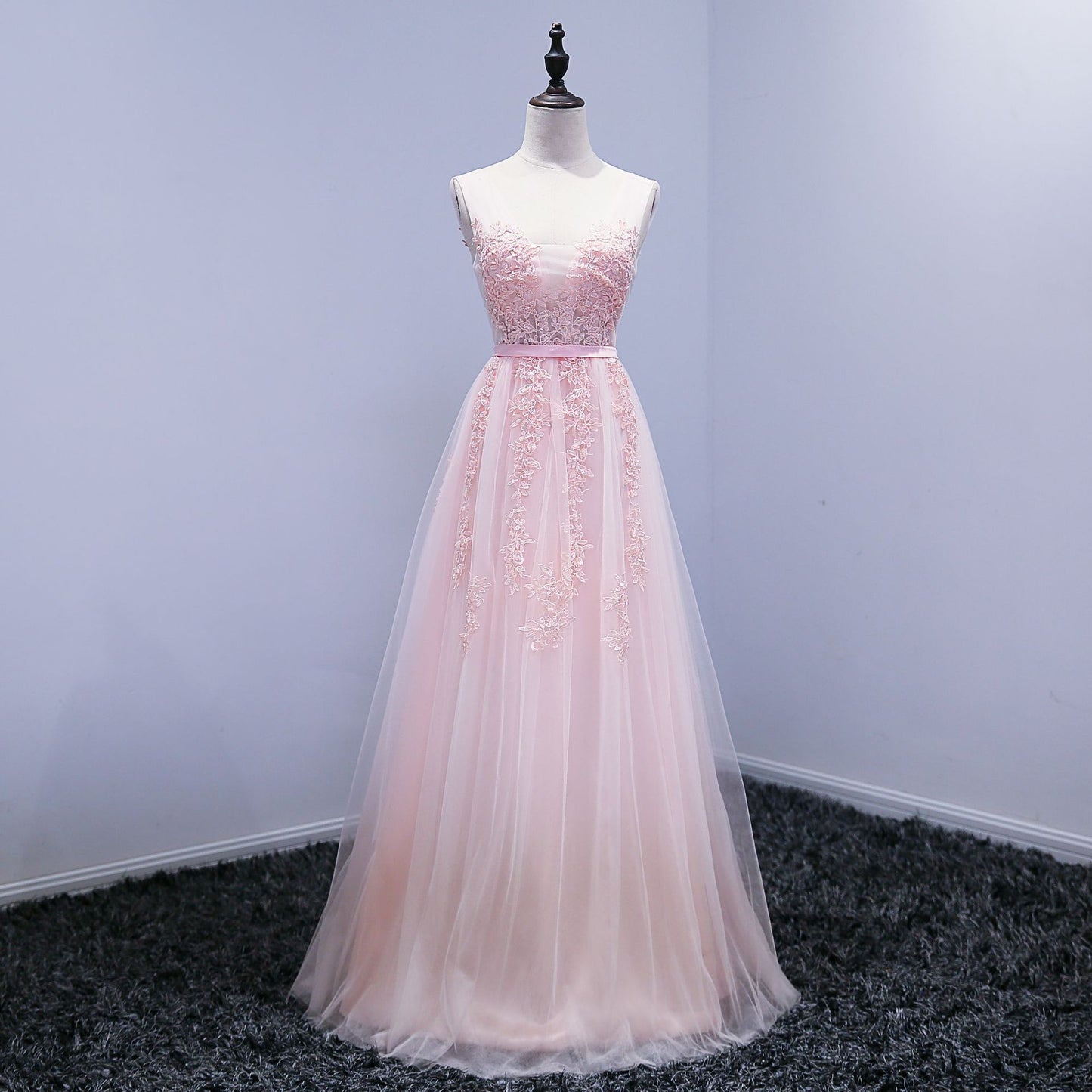 Sleeveless White Evening Gown - Fitted High-Neck Wedding Dress with Lace Detail