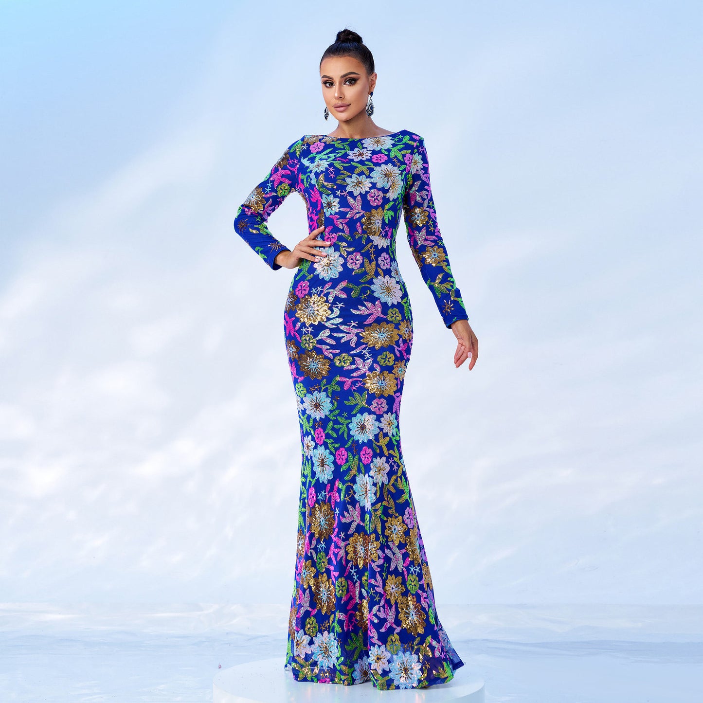 Evening Gown Long Sleeve Temperament Crew Neck Long Sequined Floral Banquet Dress