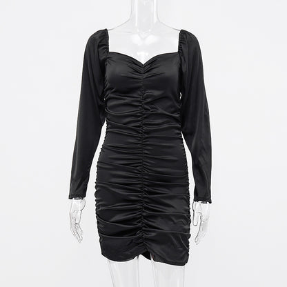 Low-rise pleated dress