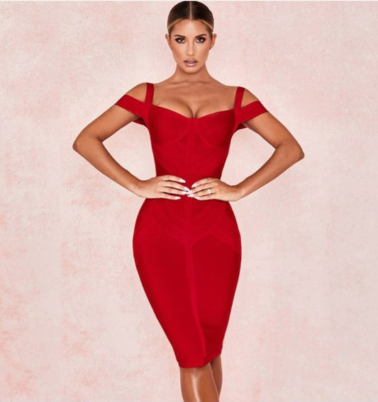 Strapless shoulder tight dress
