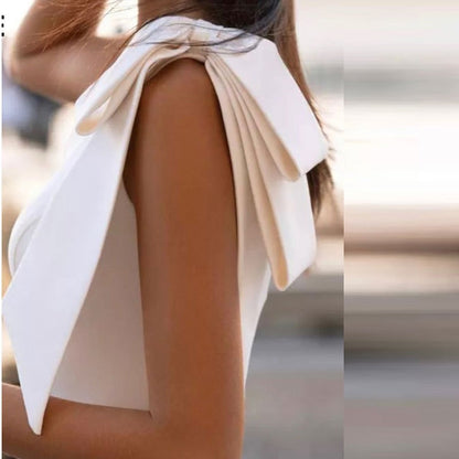 Modern One-Shoulder Mermaid Wedding Dress with Statement Statement Bow.