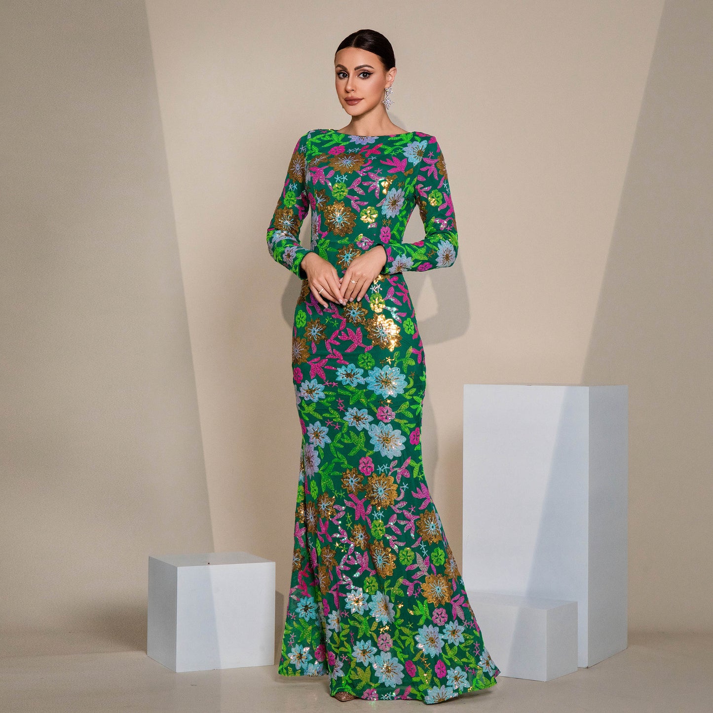 Evening Gown Long Sleeve Temperament Crew Neck Long Sequined Floral Banquet Dress