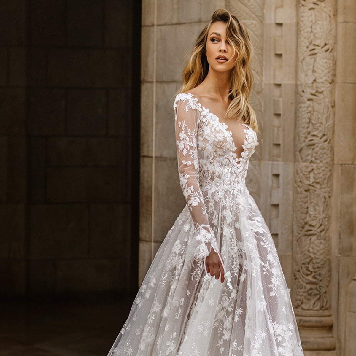 Sexy Lace Long Sleeve Wedding Dress