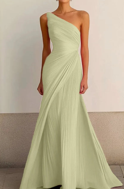 One-shoulder pleated long dress, flowing tight dress