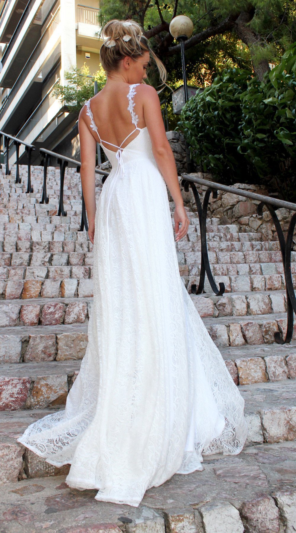 Boho Lace Beach Wedding Dress - Spaghetti Strap A-Line Bridal Gown