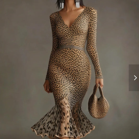 Tight Leopard Printed Dress