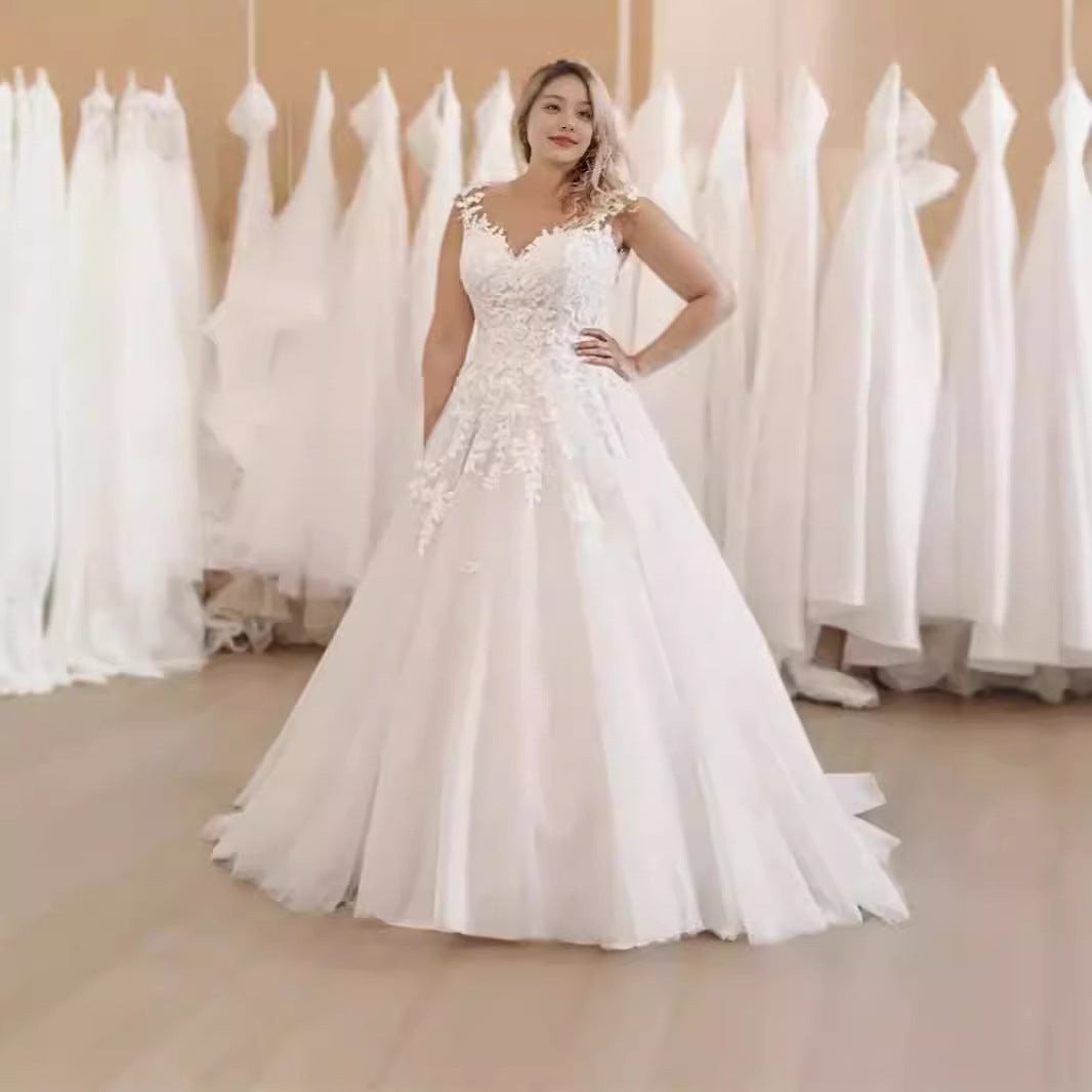 Large Size Bridal White Mesh Wedding Dress Embroidered
