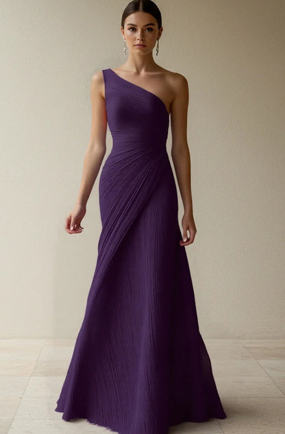 One-shoulder pleated long dress, flowing tight dress