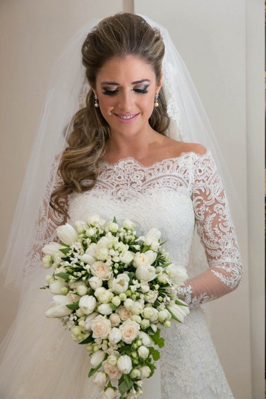 New Bridal One Shoulder Trailing Wedding Dress